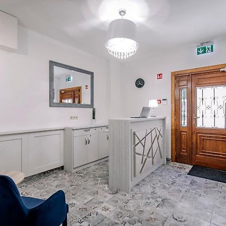 Soho Apartmanhaz 杰尔 外观 照片