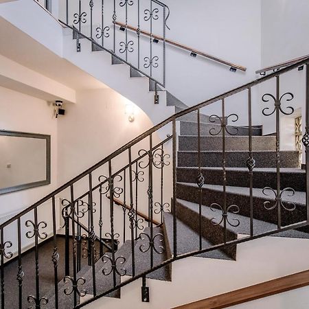 Soho Apartmanhaz 杰尔 外观 照片