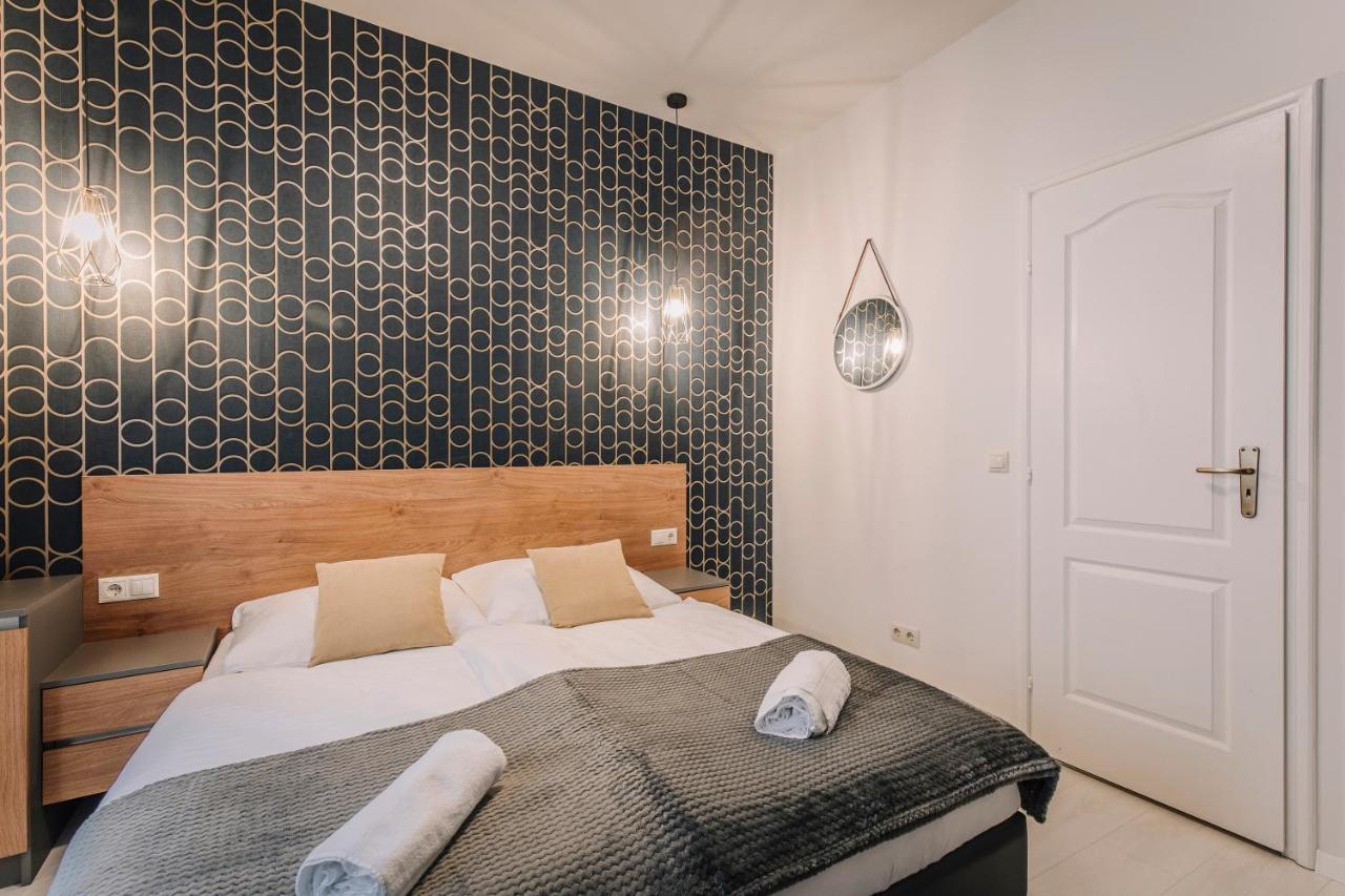 Soho Apartmanhaz 杰尔 外观 照片