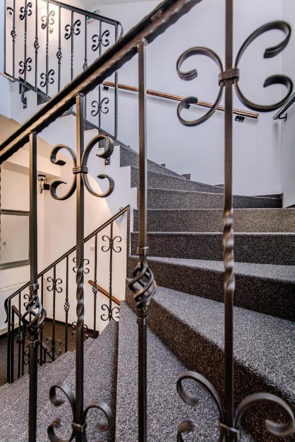 Soho Apartmanhaz 杰尔 外观 照片